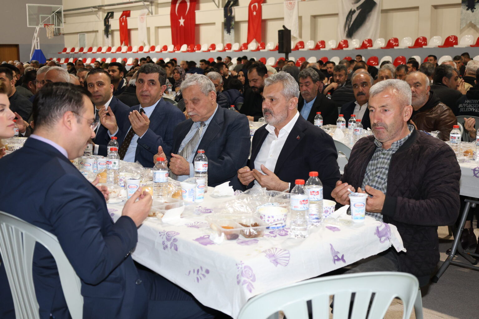 R L8 A2869 1536X1024