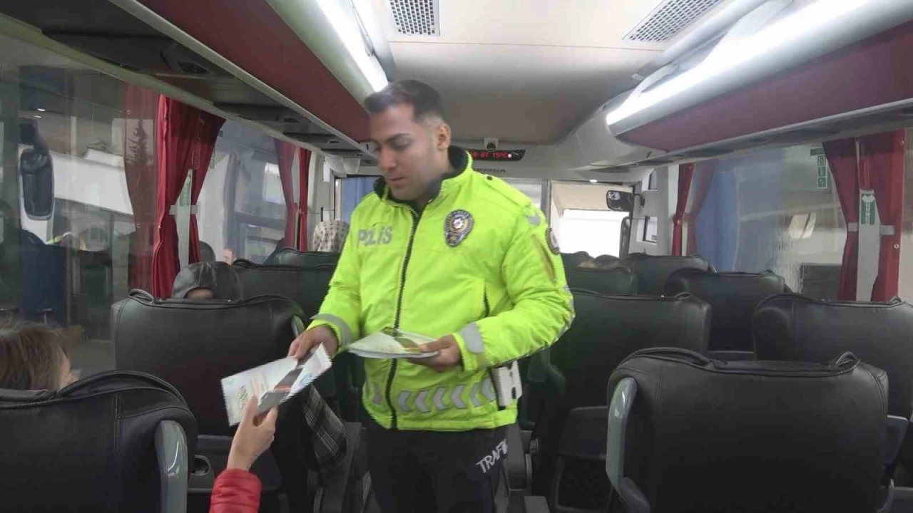 Ramazan Bayrami Oncesi Otobus Terminalinde Trafik Denetimi 3 1773646209