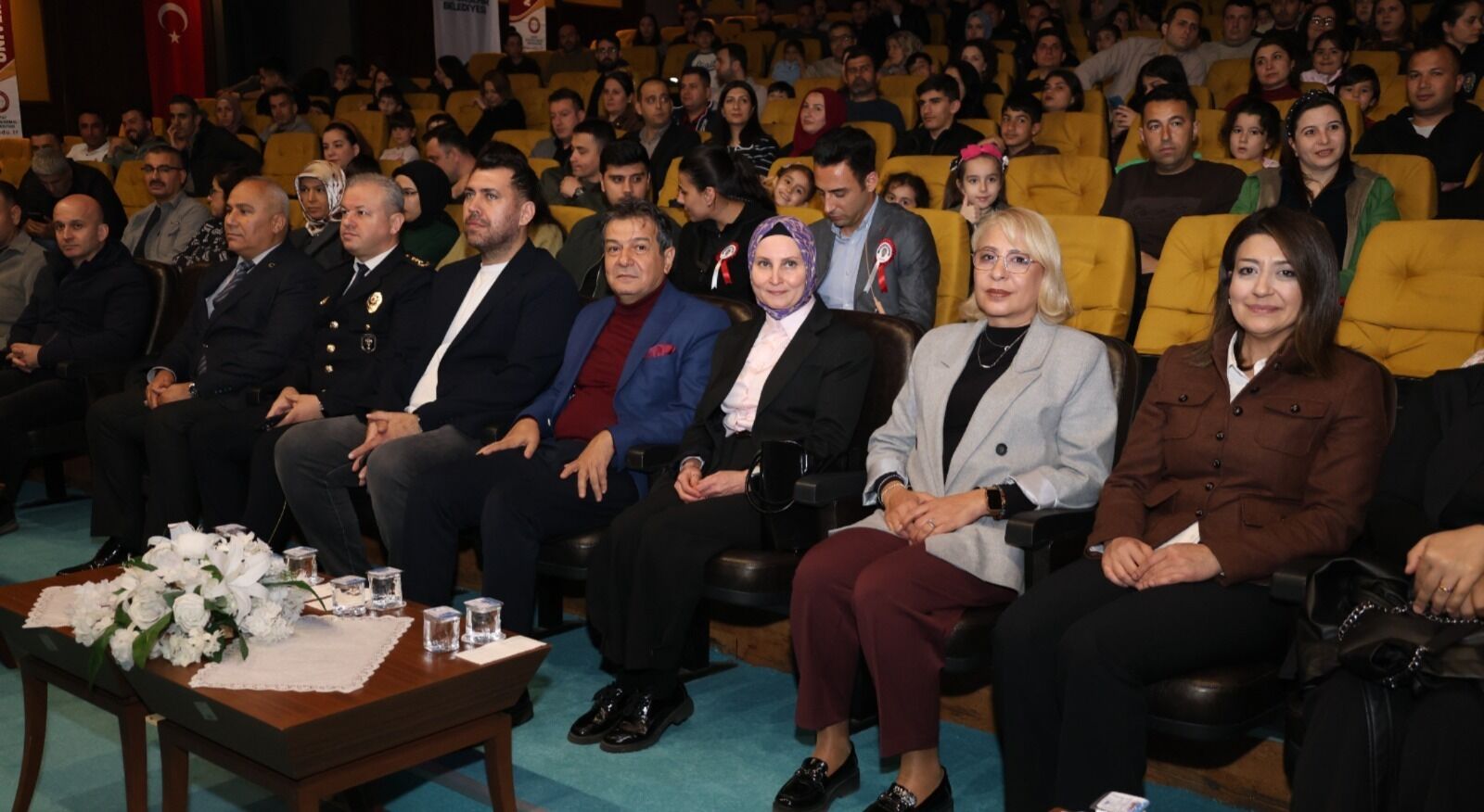 90B08D2D 247F 4D7A A3E9 Eb250F356F91