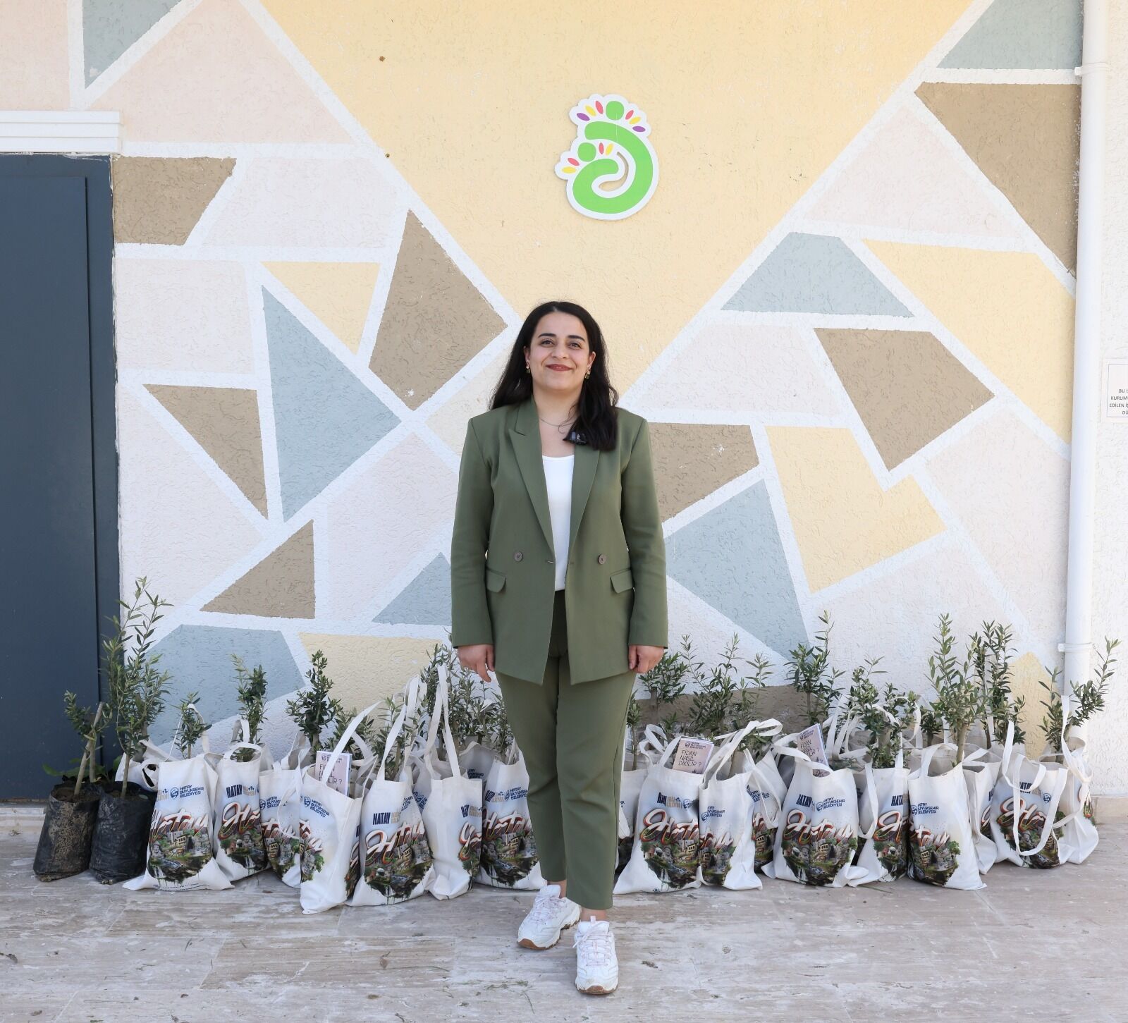 Any Conv.com A8A4443B Eba3 472E Abca B97800Bd261B