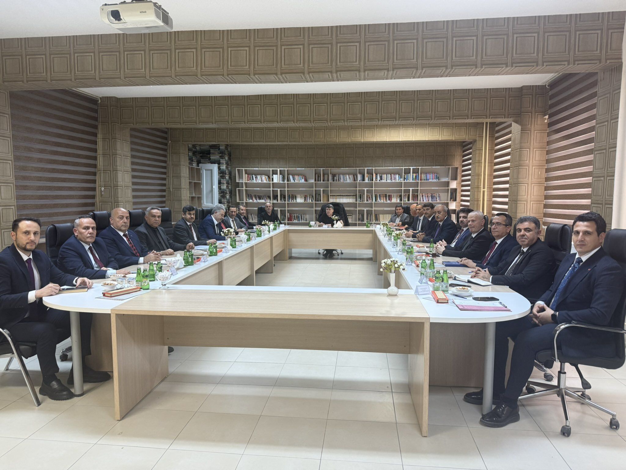 Any Conv.com H E85V Jmak A A Pc N E