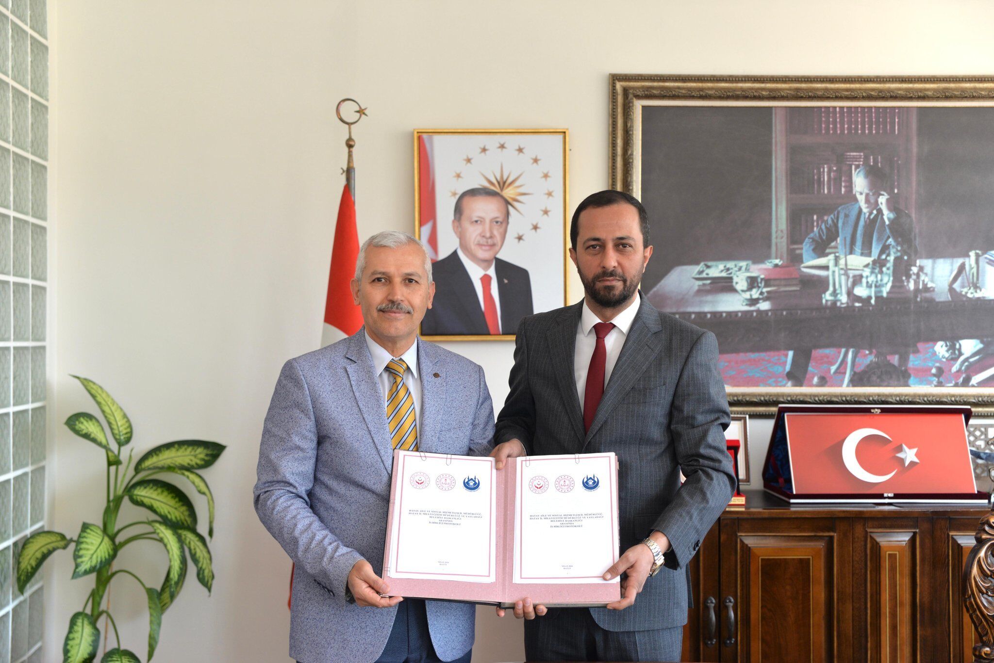 H F2X I B O X E A Az4Ez