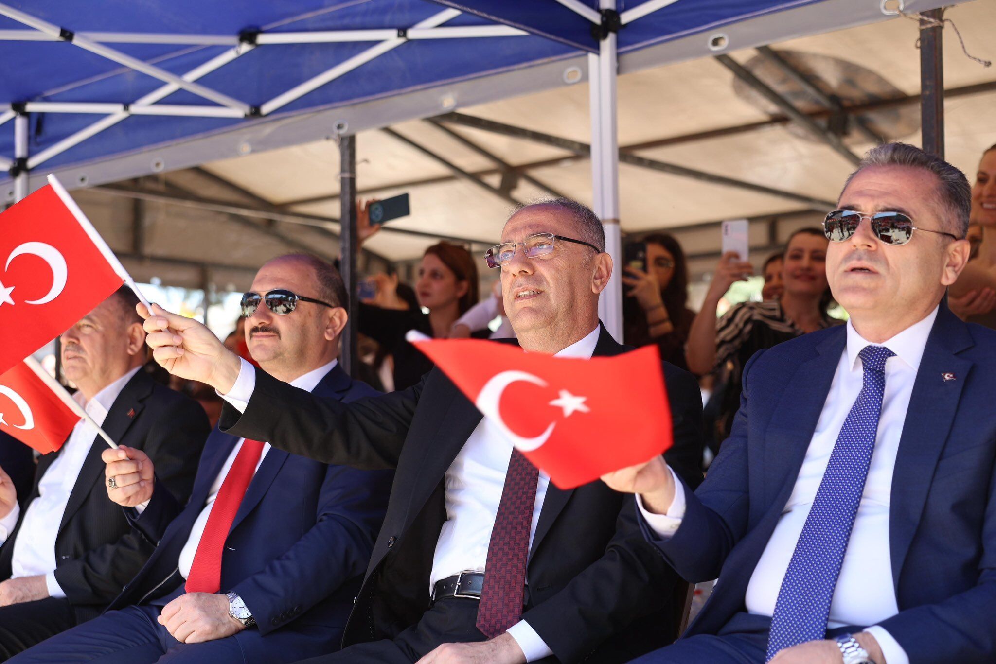 H Gl H4S S W A A A Chm B