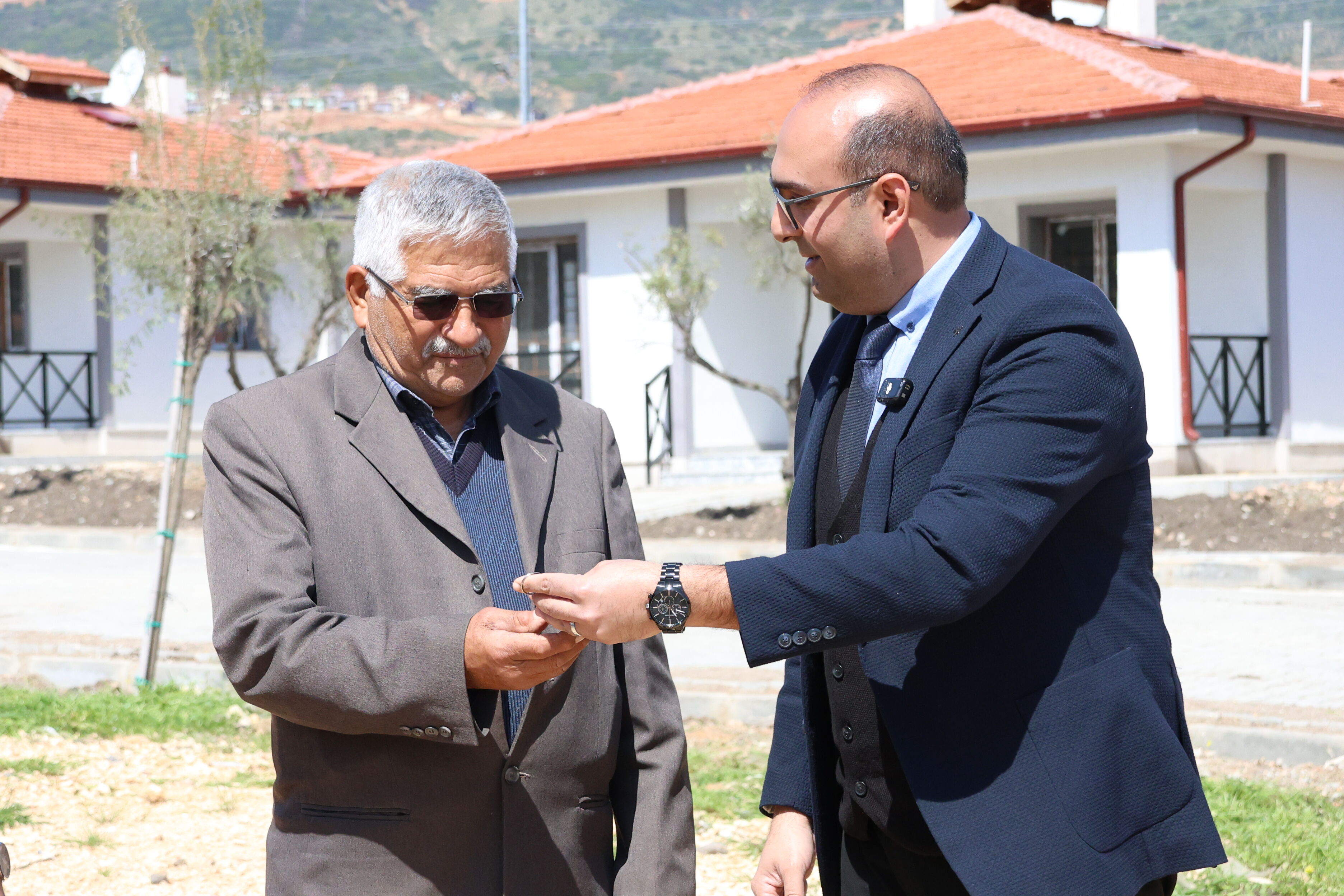 R L8 A3492 20260414184650863